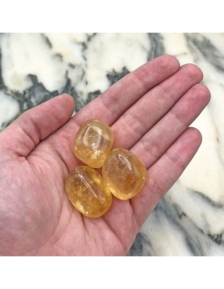 Rodado de Calcita Miel – Minerales de Colección